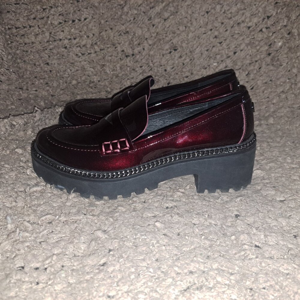 THE WISHBONE COLLECTION-Burgundy Patent Leather Penny Loafers-Sz 6.5-Near Mint - Picture 2 of 8